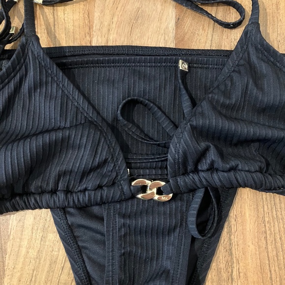 Michael Michael Kors Black Textured String Bikini Set – Size Small - Picture 1 of 5